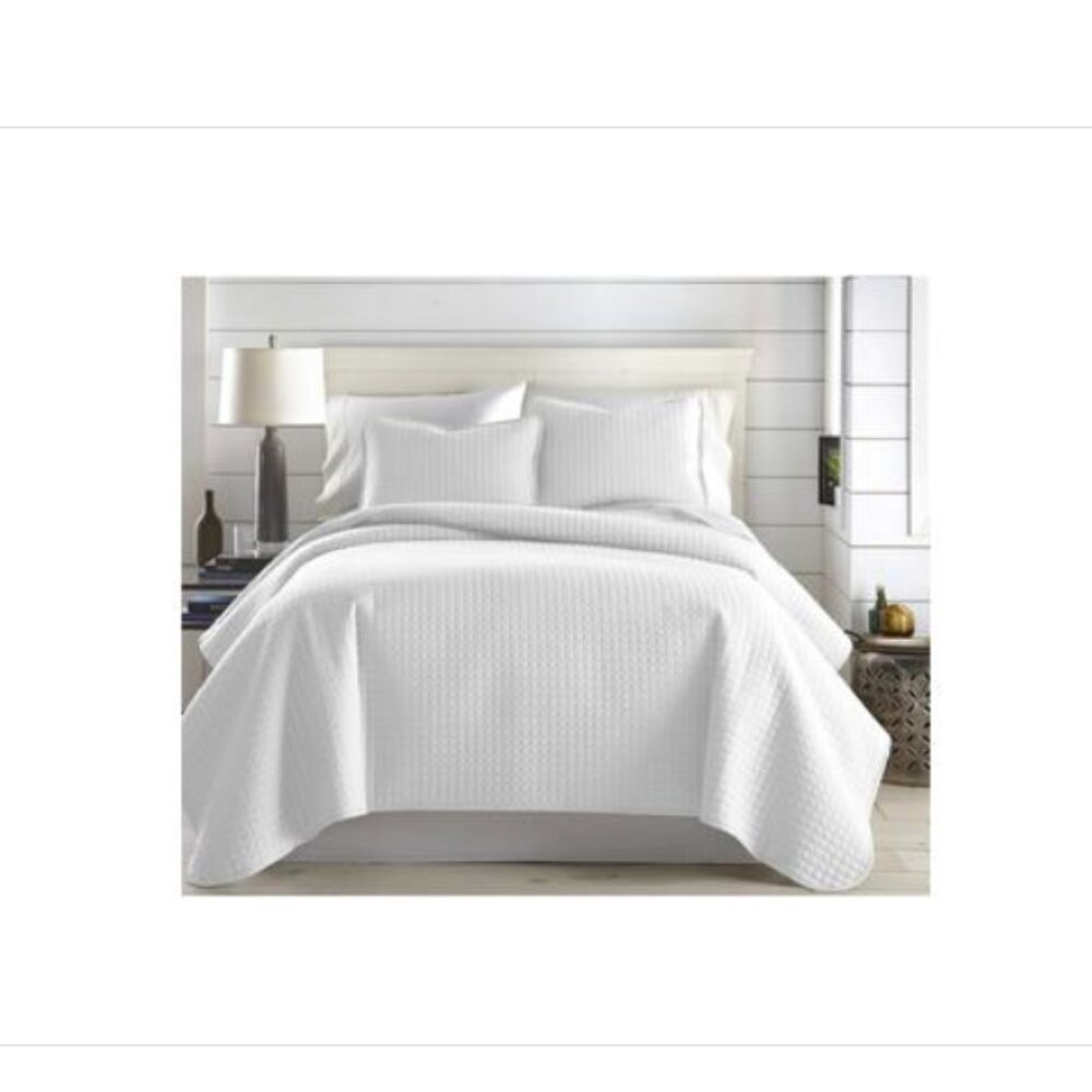 Southshore Fine Linens Oversized Lightweight 3-Pc. Quilt Set, Full/Queen - White
